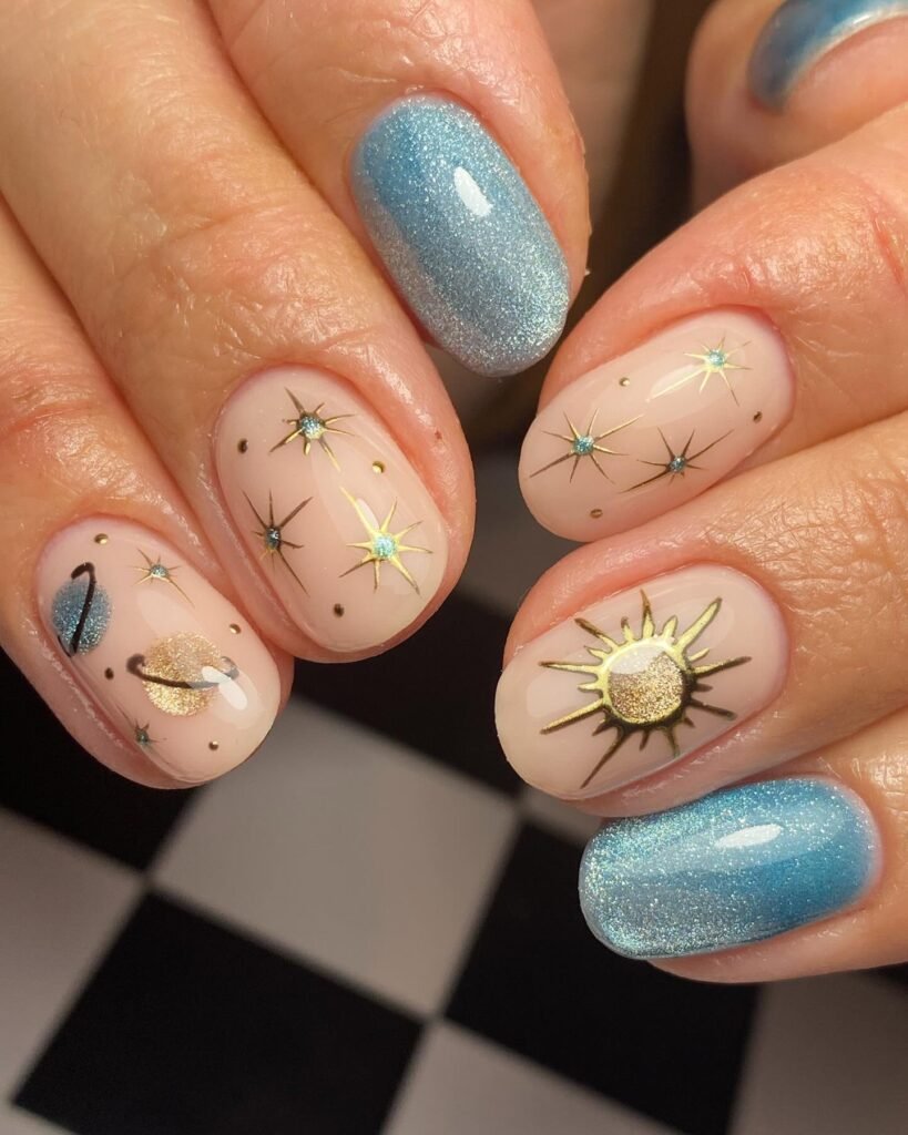 Clear sections combined with bold colored shapes by theblacklistedbeauty