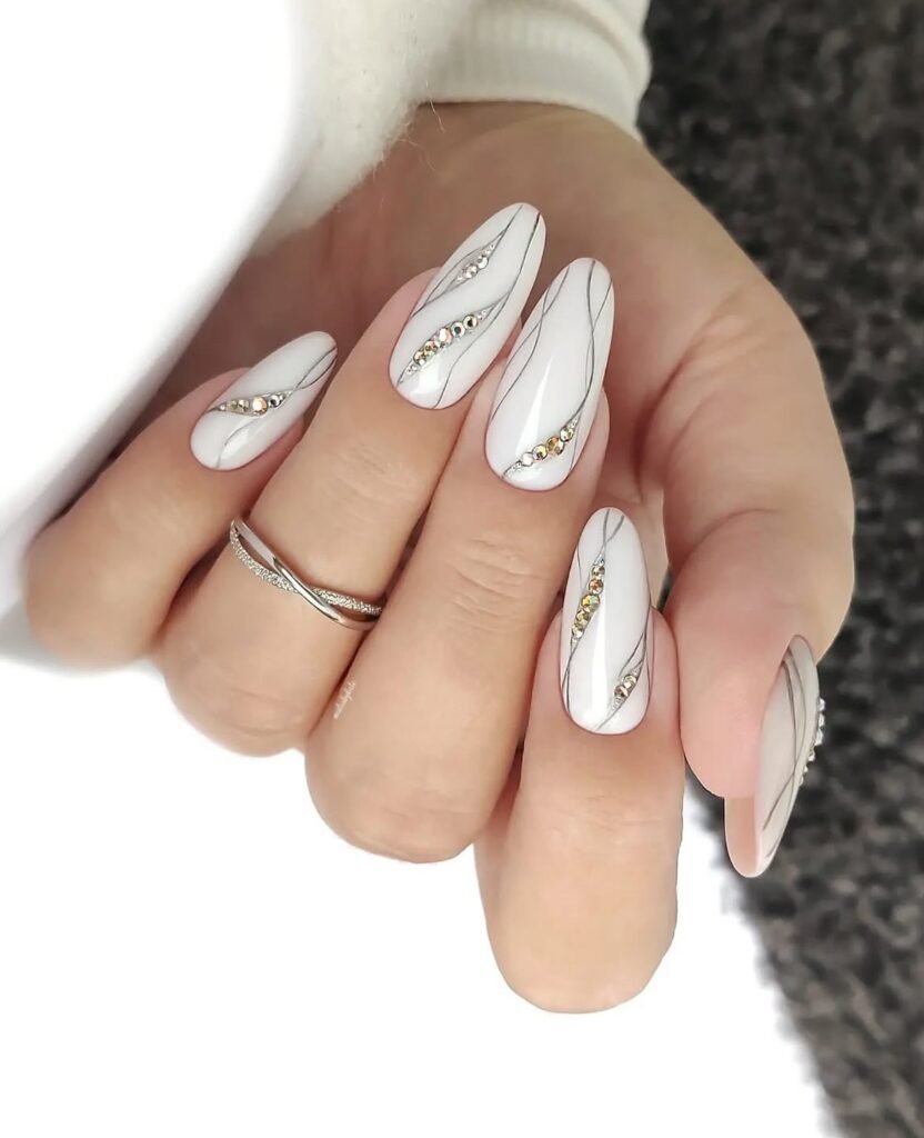 Gradient colors with geometric shape overlays by ideas_for_nailart