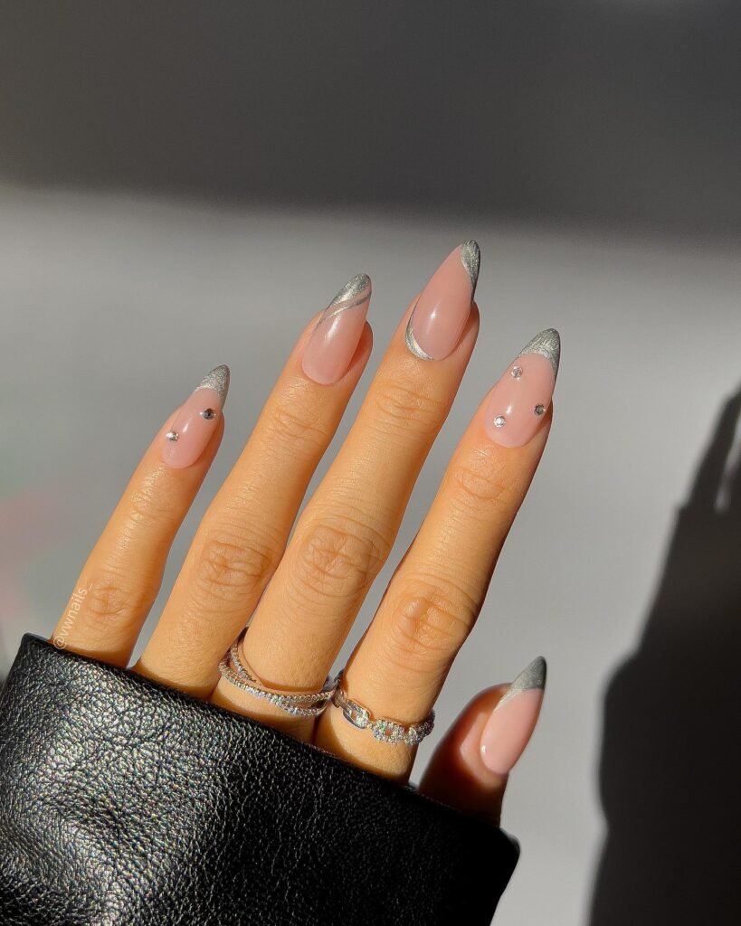 Nude base enhanced with gold and silver details by vivianmariewong