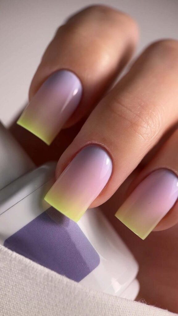 Sunset gradient nails with warm tones by regina_nailart
