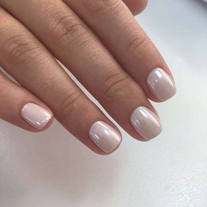 White Chrome Nails by nailbeautyguide