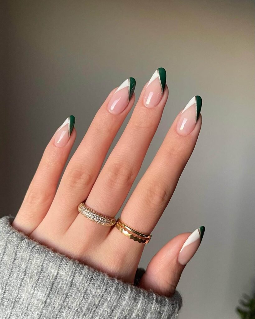 Forest green matte gel manicure by heluviee
