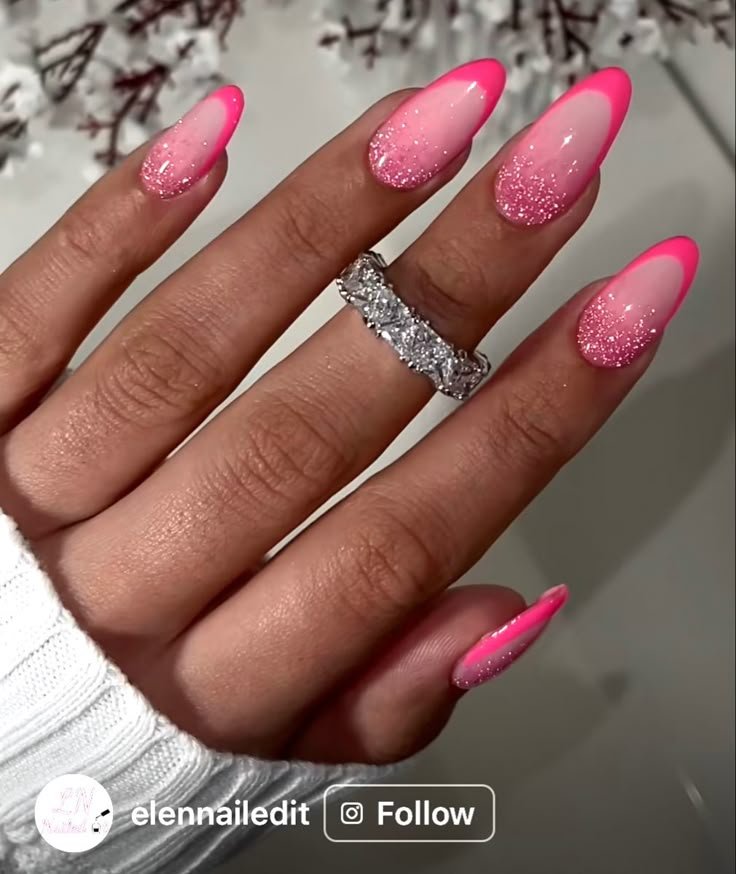 Glitter French tips styled with a sparkling clutch by nailbeautyguide
