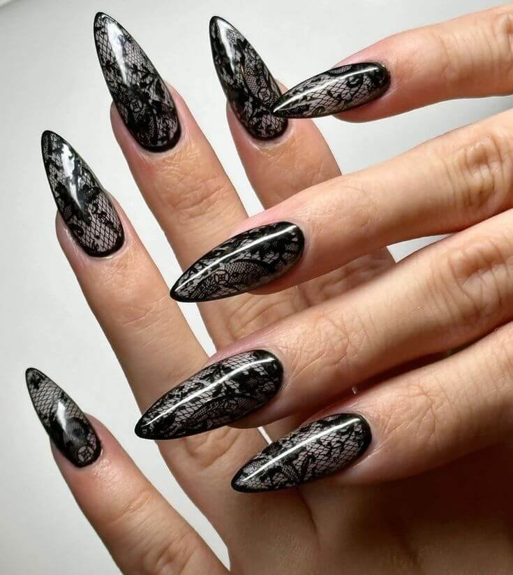 Gothic lace detail Halloween nails by nailbeautyguide