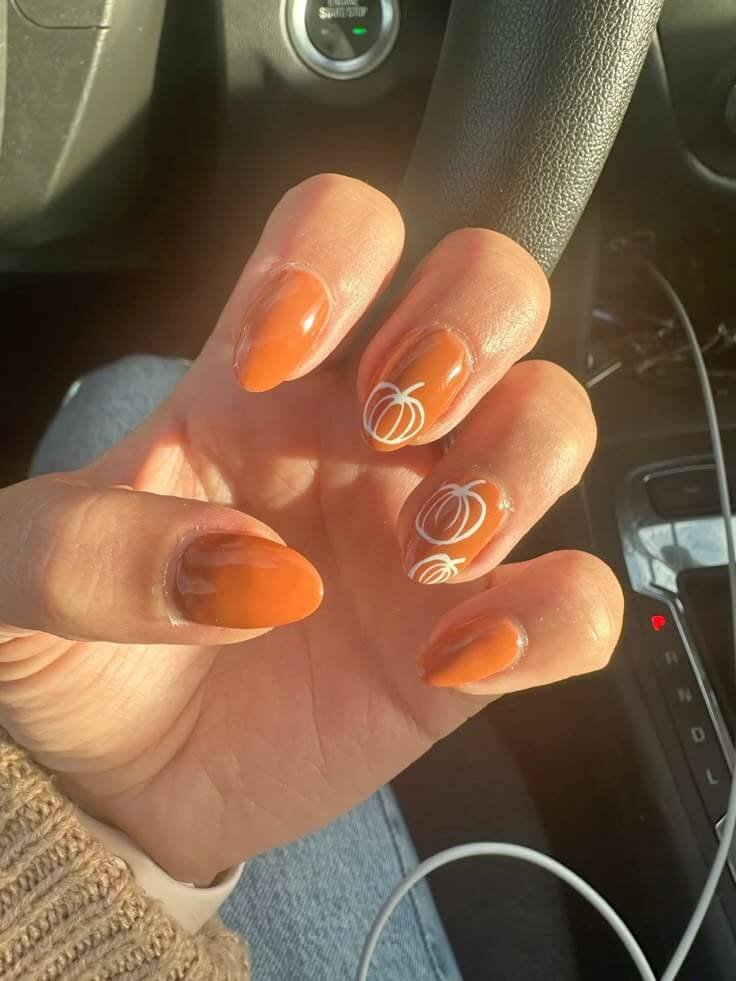 Matte pumpkin spice gel nails, cozy tone by nailbeautyguide