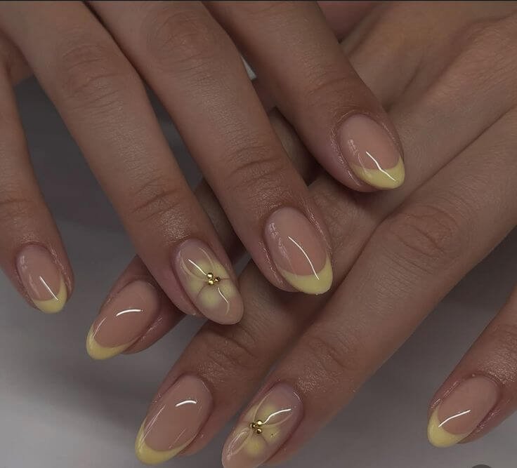 Mustard tip French on neutral base by nailbeautyguide