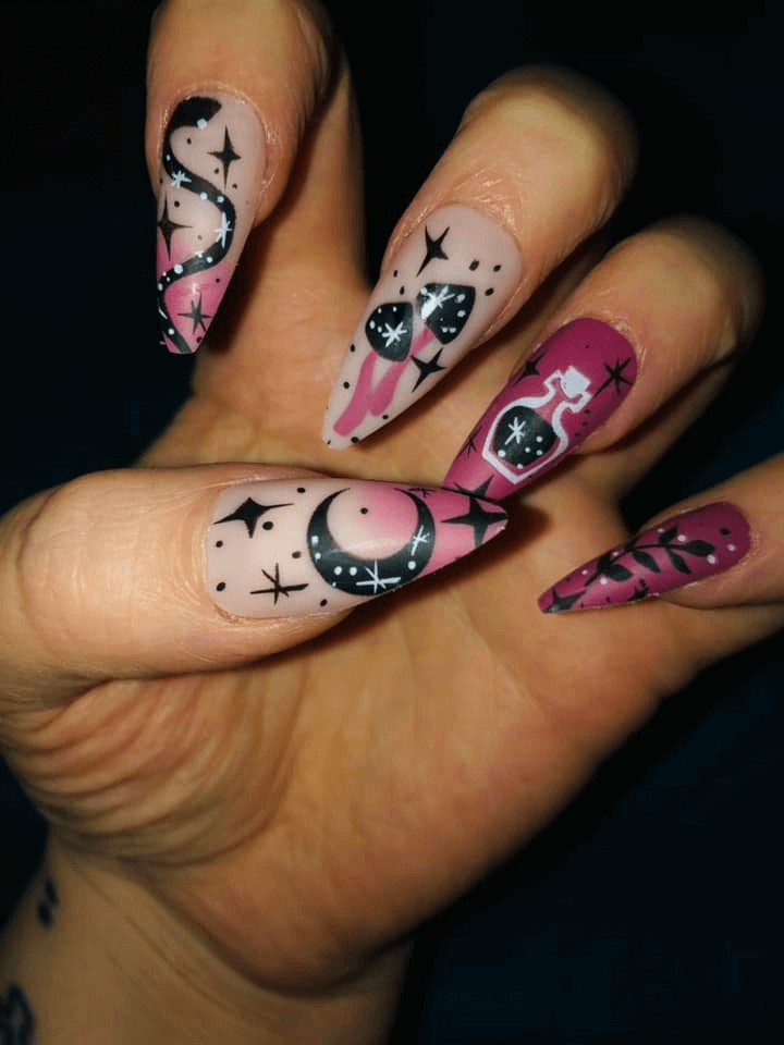 Potion bottle themed Halloween nails nailbeautyguide