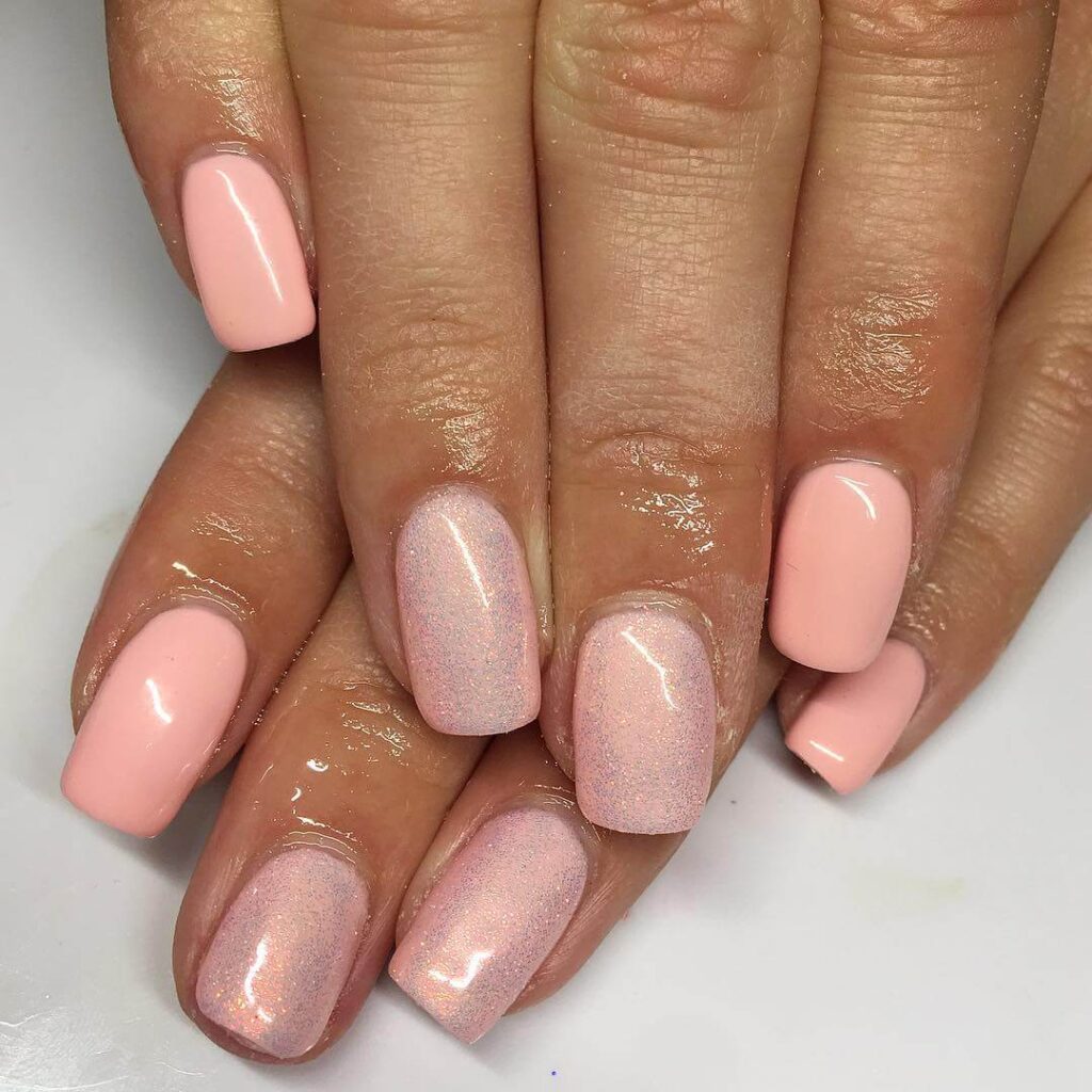 Short ballerina nails: Small but stylish by sarahwoodss
