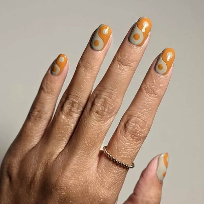 Nails with a creamy, warm mustard yellow color polish by paintboxnails