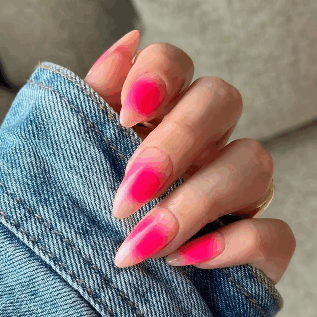 barbie pink aura nails by disseynails