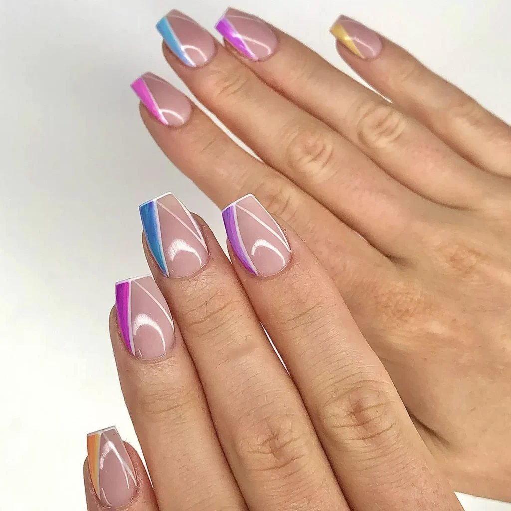Short acrylics with razor-sharp geometric lines. by glammertized