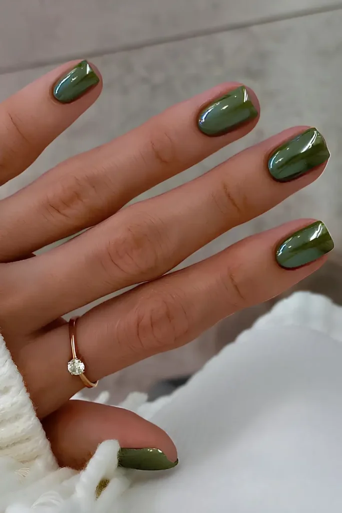 Short green chrome nails. by sofia_nailsaesthetics