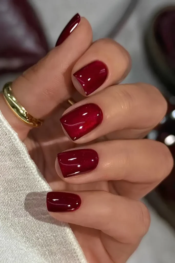 Short red cat-eye manicure. by safinailsimf
