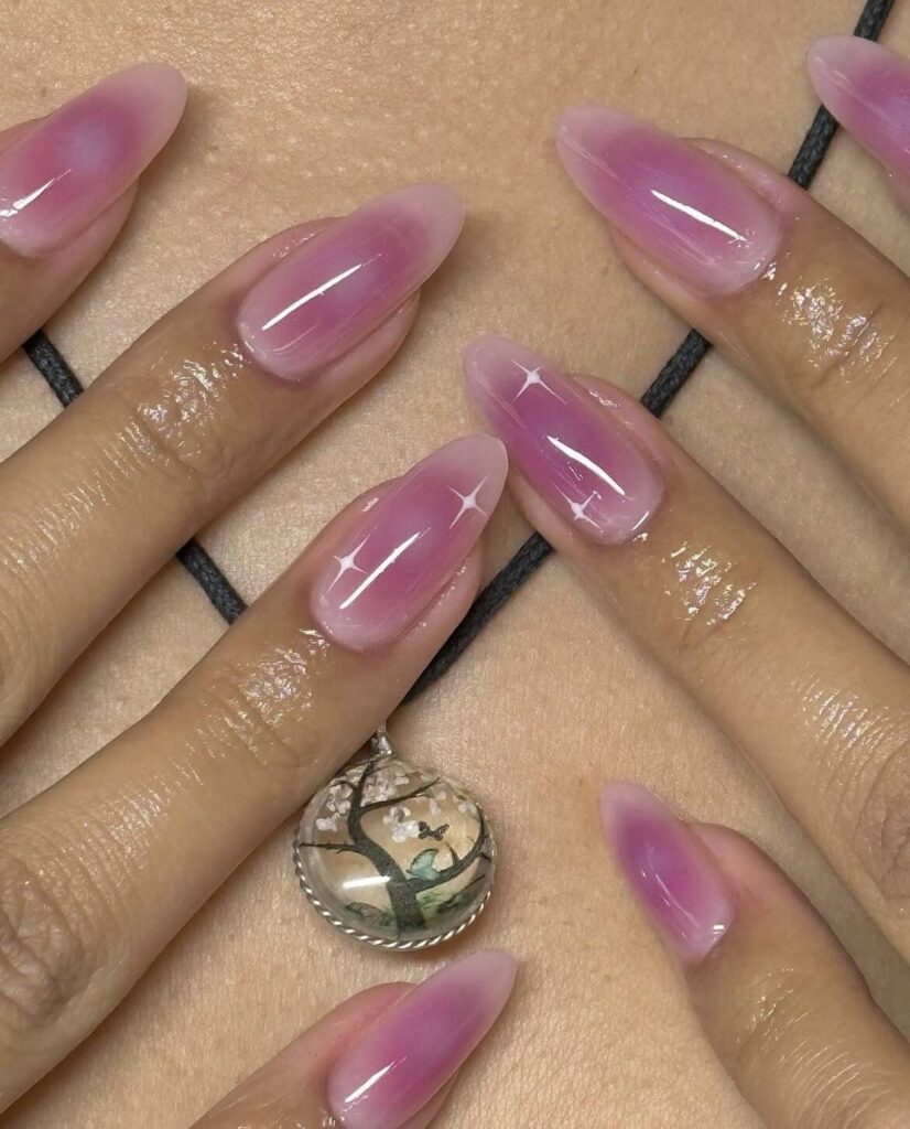 Soft pink hue with a light sparkling. by manicuresbymo
